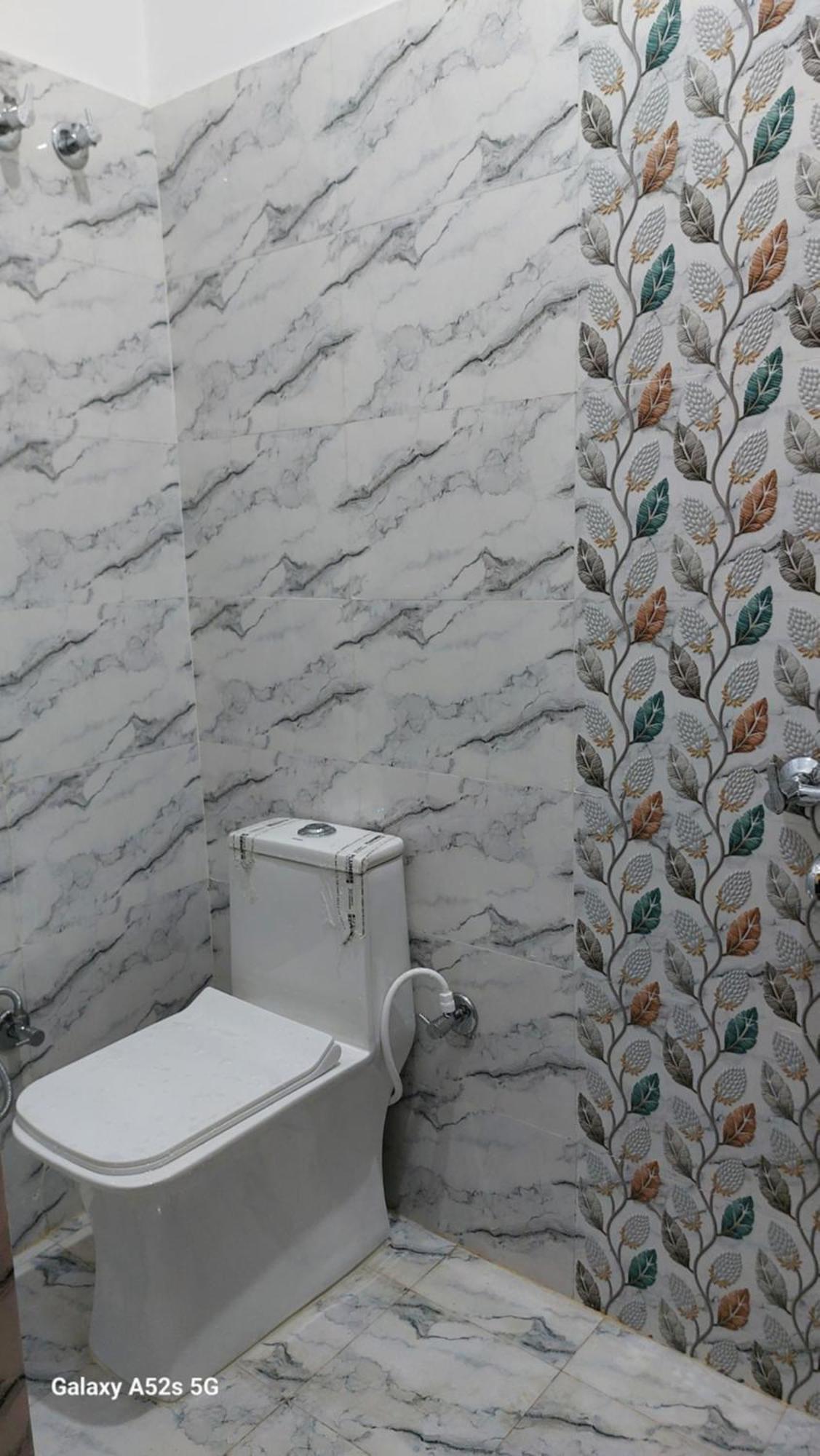 Narayani Paying Guest House Varanasi Ngoại thất bức ảnh